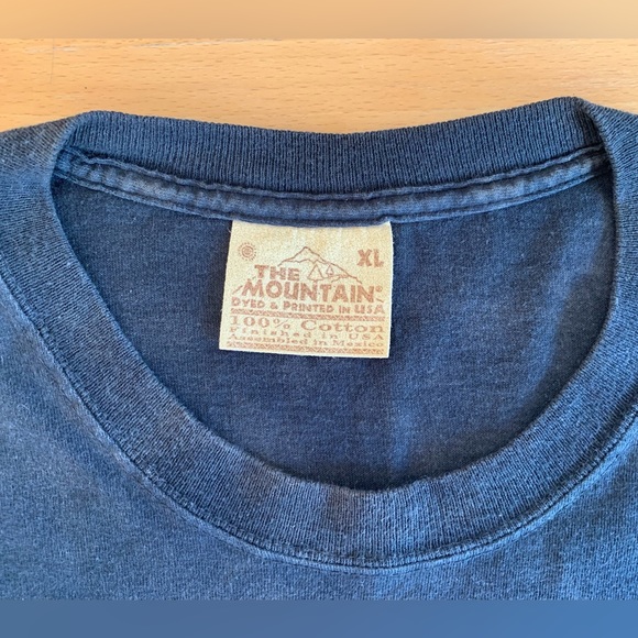 Mystical Howling Wolves Full Moon XL T-Shirt - Picture 6 of 6